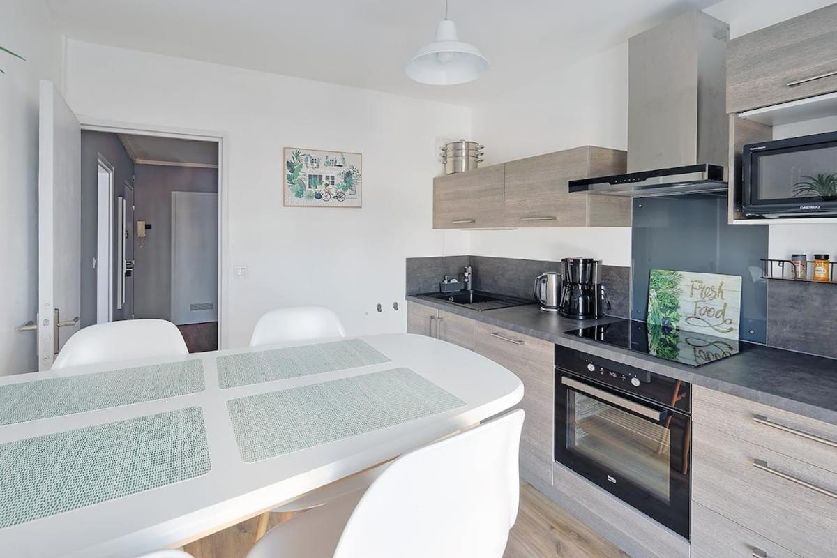 Le Vulcain Ii * 53m² - 4pers * Ile De * Apartment *